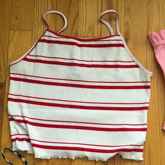 Bundle of crop tops - Picture 10 of 11